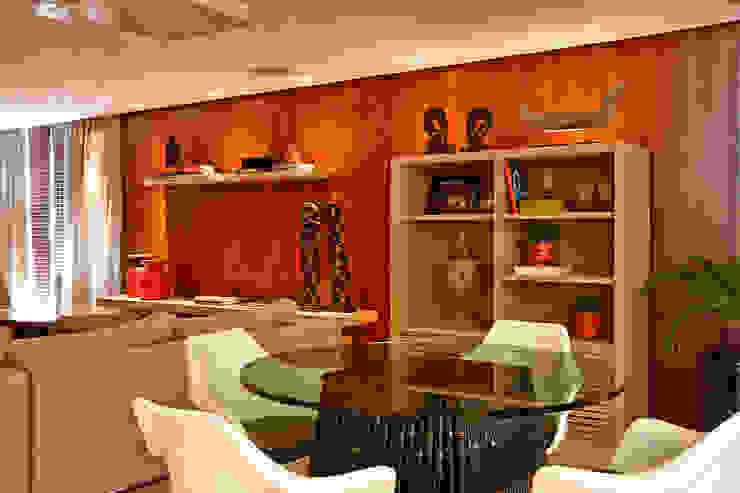 Salas de estar modernas por Gláucia Britto Moderno