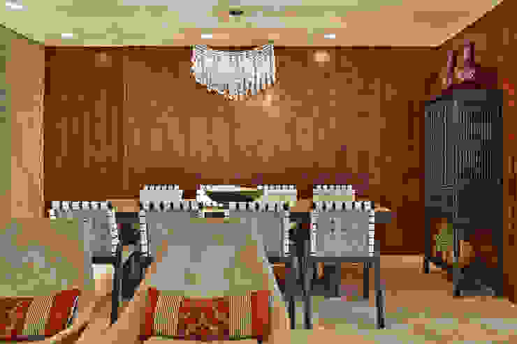 Salas de jantar modernas por Gláucia Britto Moderno