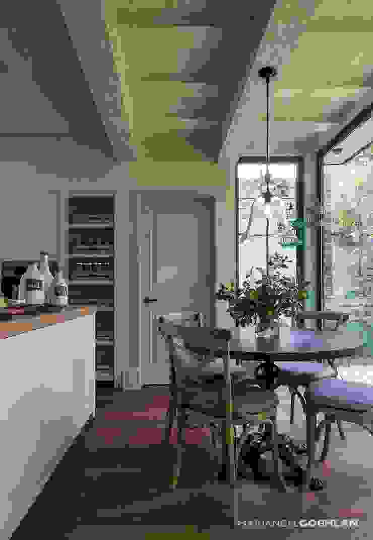 MARIANGEL COGHLAN 러스틱스타일 주방