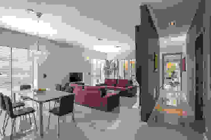 widok od strony wejścia na salon Anna Kukawska - Architekt Nowoczesny salon