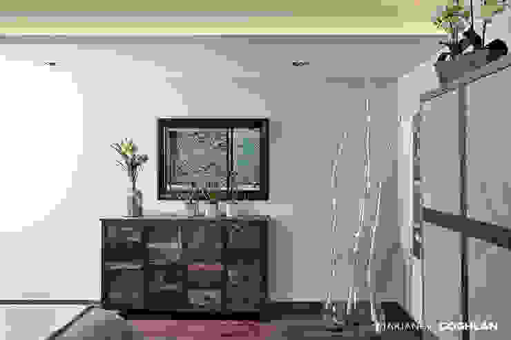 Recámara MARIANGEL COGHLAN Dormitorios de estilo moderno