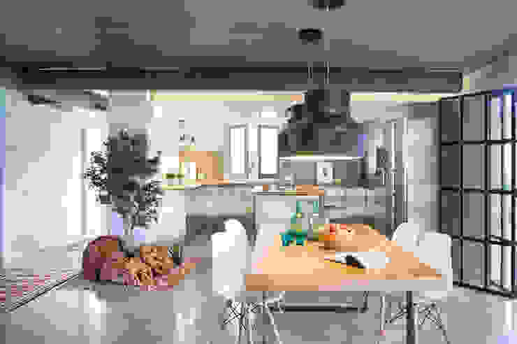 Egue y Seta Comedores modernos