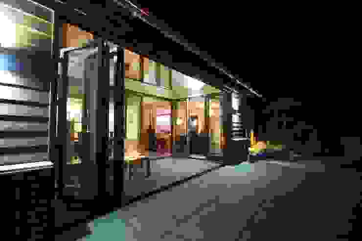 Featherbrook House PKA Architects Ltd Jardines de estilo moderno