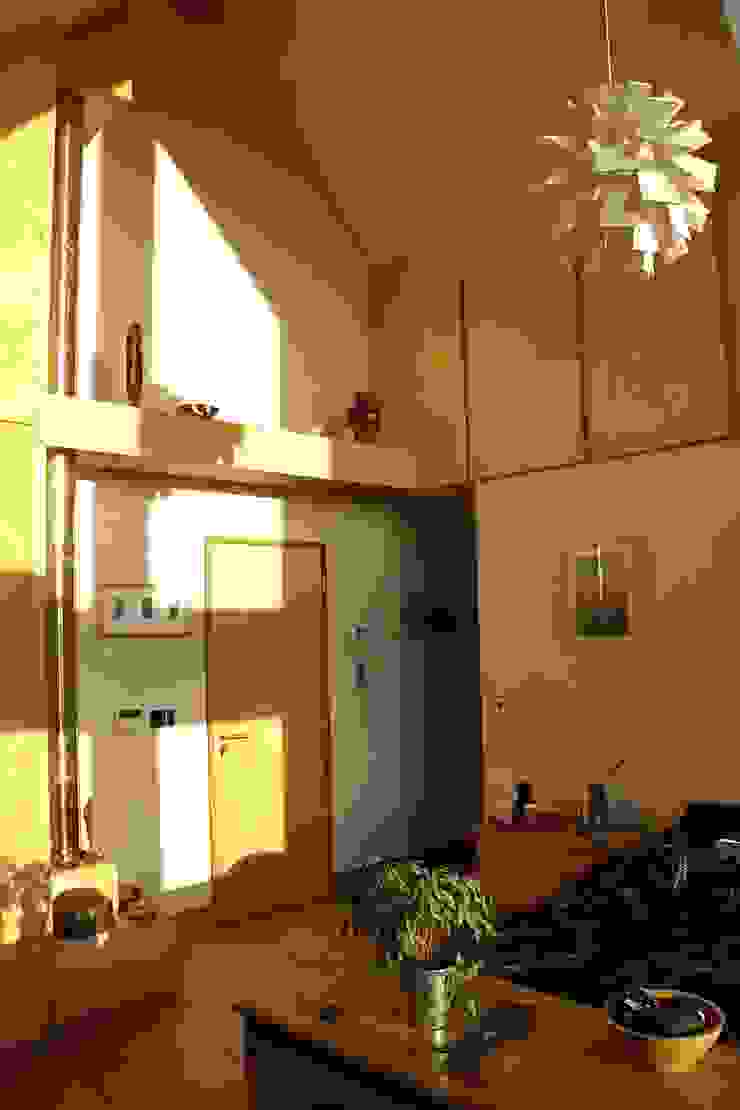 Featherbrook House PKA Architects Ltd Salones de estilo moderno