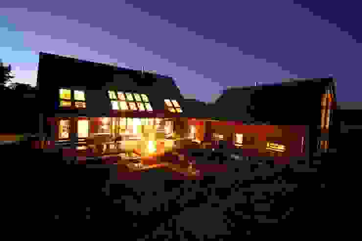 Featherbrook House PKA Architects Ltd Casas de estilo moderno