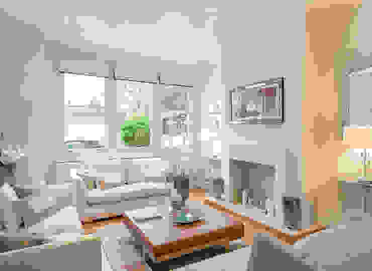 Living room : Neutral tones In:Style Direct Ruang Keluarga Minimalis