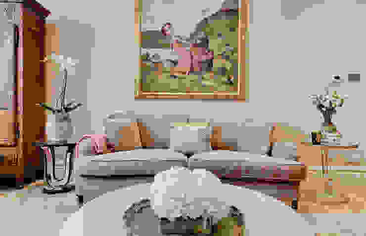 Style and Substance Studio Hopwood Living room