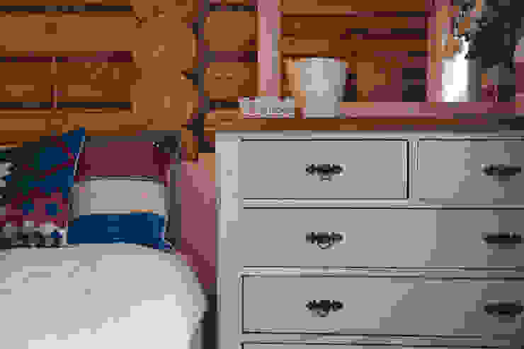 Shachebol House Quartos rústicos por Alena Kazimirava Rústico