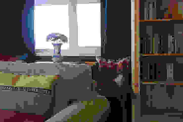 Shachebol House Salas de estar rústicas por Alena Kazimirava Rústico