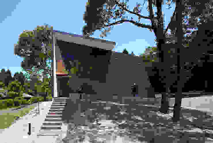 House-Sim, 伊藤憲吾建築設計事務所 伊藤憲吾建築設計事務所 Moderne Häuser