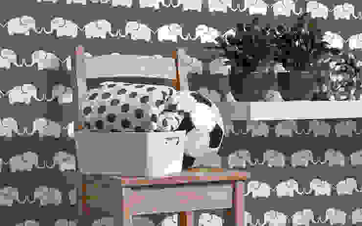 ​Tapete Elephant, for him (graubraun) Designstudio DecorPlay Moderne Kinderzimmer Accessoires und Dekoration