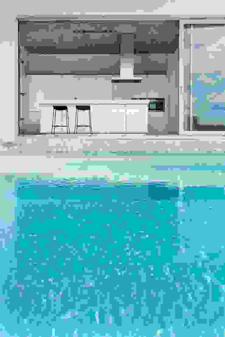 Casa Mikado, Ascoz Arquitectura Ascoz Arquitectura Minimalistische Pools