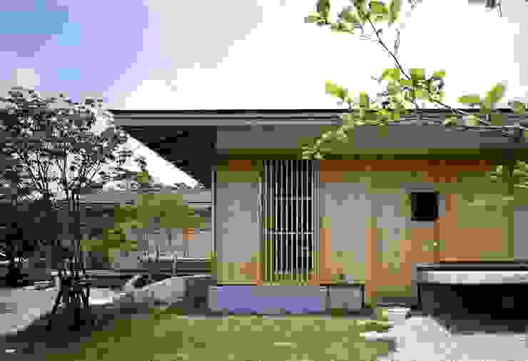 那須高原の家, TAMAI ATELIER TAMAI ATELIER Casas de estilo clásico