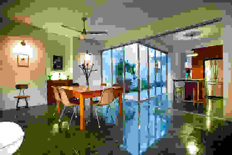 Casa del Arbol, Taller Estilo Arquitectura Taller Estilo Arquitectura Modern dining room