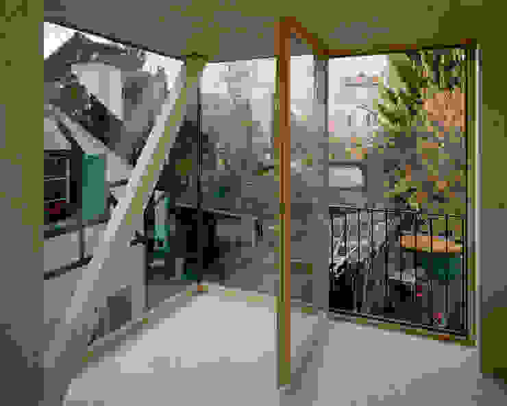 smarch-Mathys&Stücheli Puertas y ventanas modernas