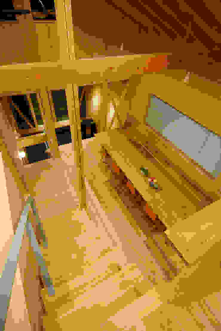 Salas de jantar ecléticas por 豊田空間デザイン室 一級建築士事務所 Eclético