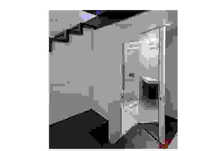 Manhattan Micro-Loft Specht Architects Moderne badkamers