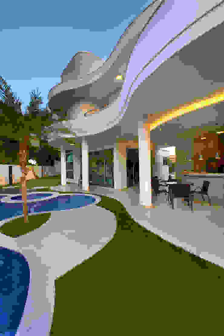 Arquiteto Aquiles Nícolas Kílaris Modern houses