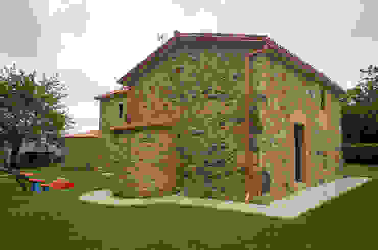 Landhäuser von Intra Arquitectos Landhaus