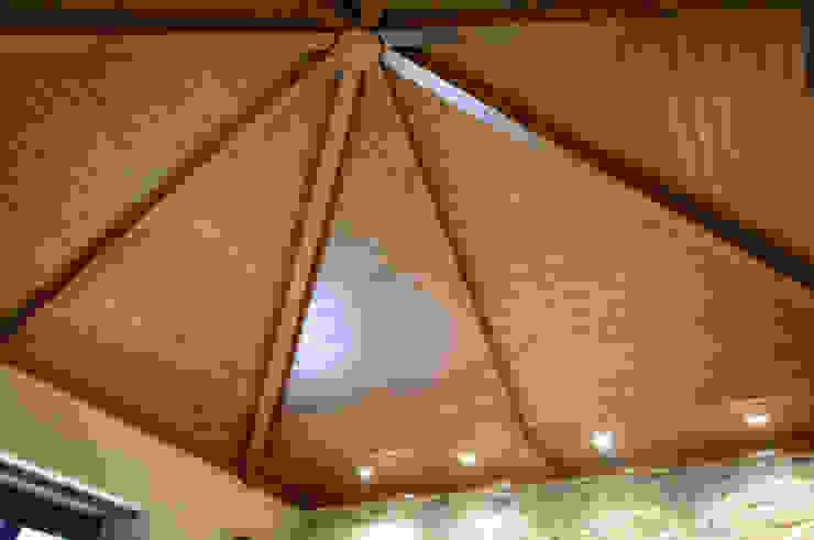 Schlafzimmer im Landhausstil von Intra Arquitectos Landhaus