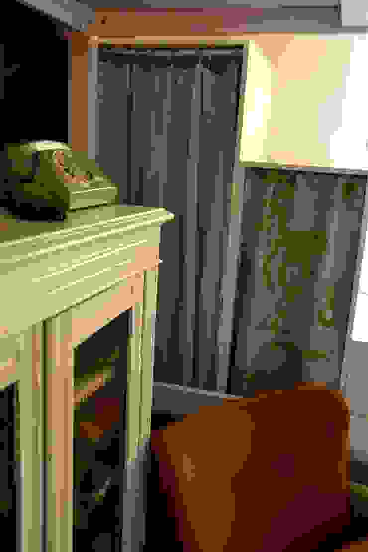 Telefono vintage homify Camera da letto eclettica