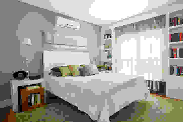 Apartamento em Moema, São Paulo, Liliana Zenaro Interiores Liliana Zenaro Interiores Спальня в стиле модерн