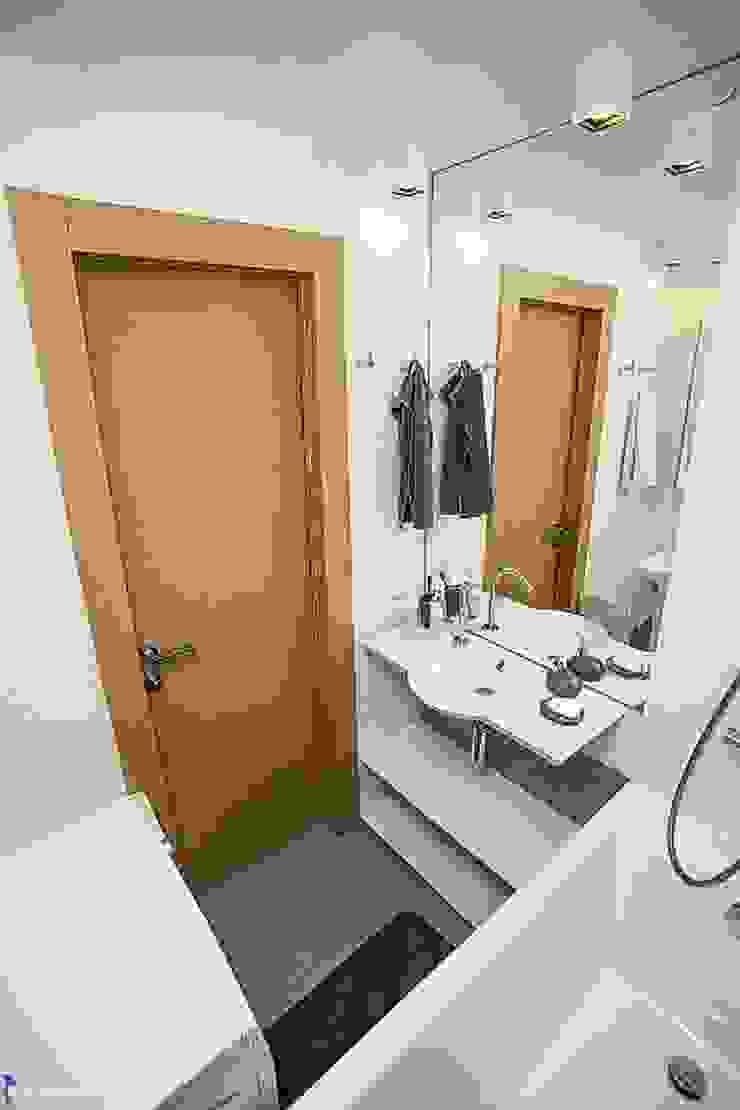 Zi-design Interiors Bagno moderno