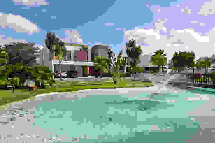 Enrique Cabrera Arquitecto Casas modernas: Ideas, diseños y decoración