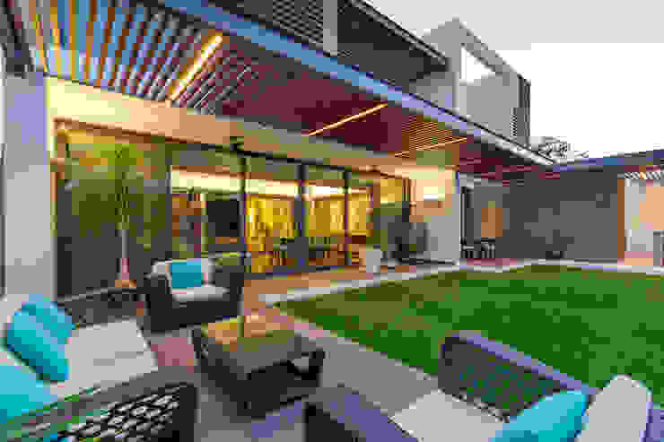 Enrique Cabrera Arquitecto Balcones y terrazas modernos