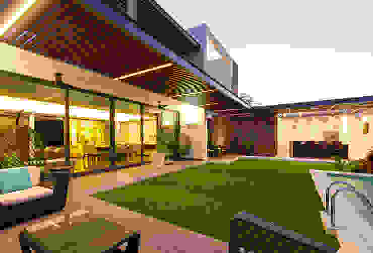 Enrique Cabrera Arquitecto Balcones y terrazas modernos