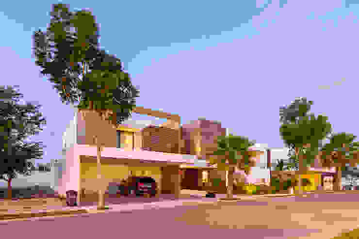 Enrique Cabrera Arquitecto Casas modernas: Ideas, diseños y decoración