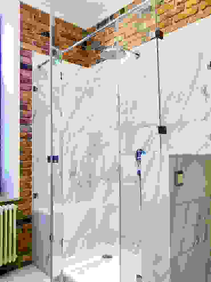 Classic style bathroom by PROJEKT MB Classic