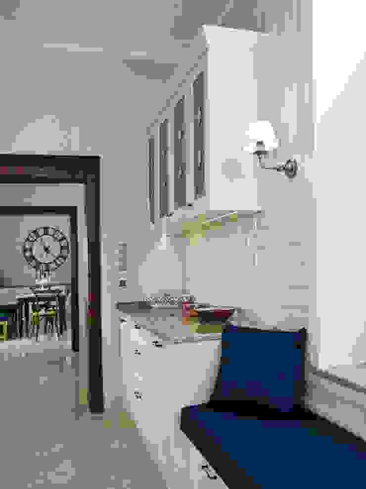 Classic style kitchen by PROJEKT MB Classic