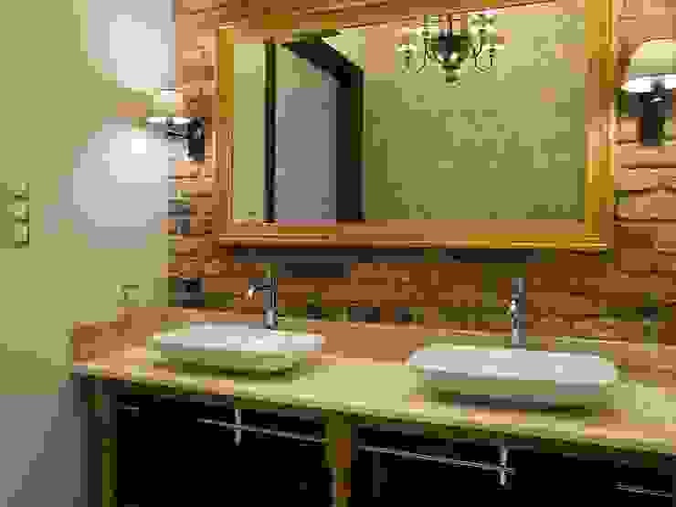 Classic style bathroom by PROJEKT MB Classic