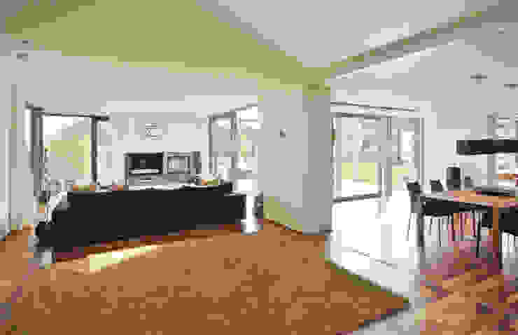 Dr. Schmitz-Riol Planungsgesellschaft mbH Modern Living Room