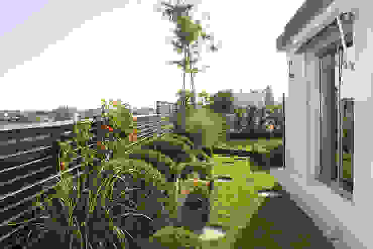Un Jardin suspendu, FIORELLINO paysagiste FIORELLINO paysagiste Balcon, Veranda & Terrasse originaux