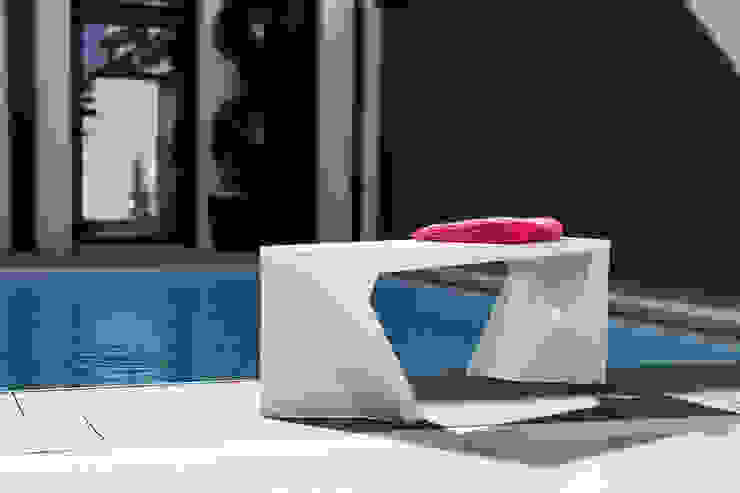 Mon Entrée Design.com OgródAkcesoria i dekoracje Aluminium/Cynk Wielokolorowy