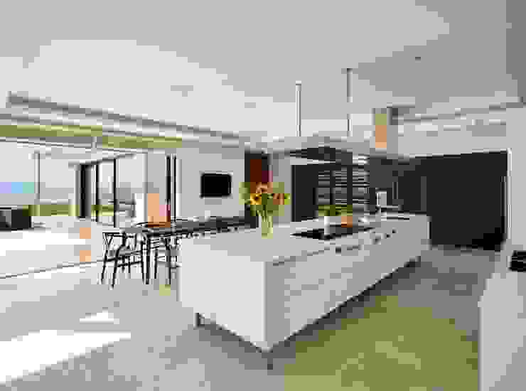 homify Nhà bếp phong cách hiện đại