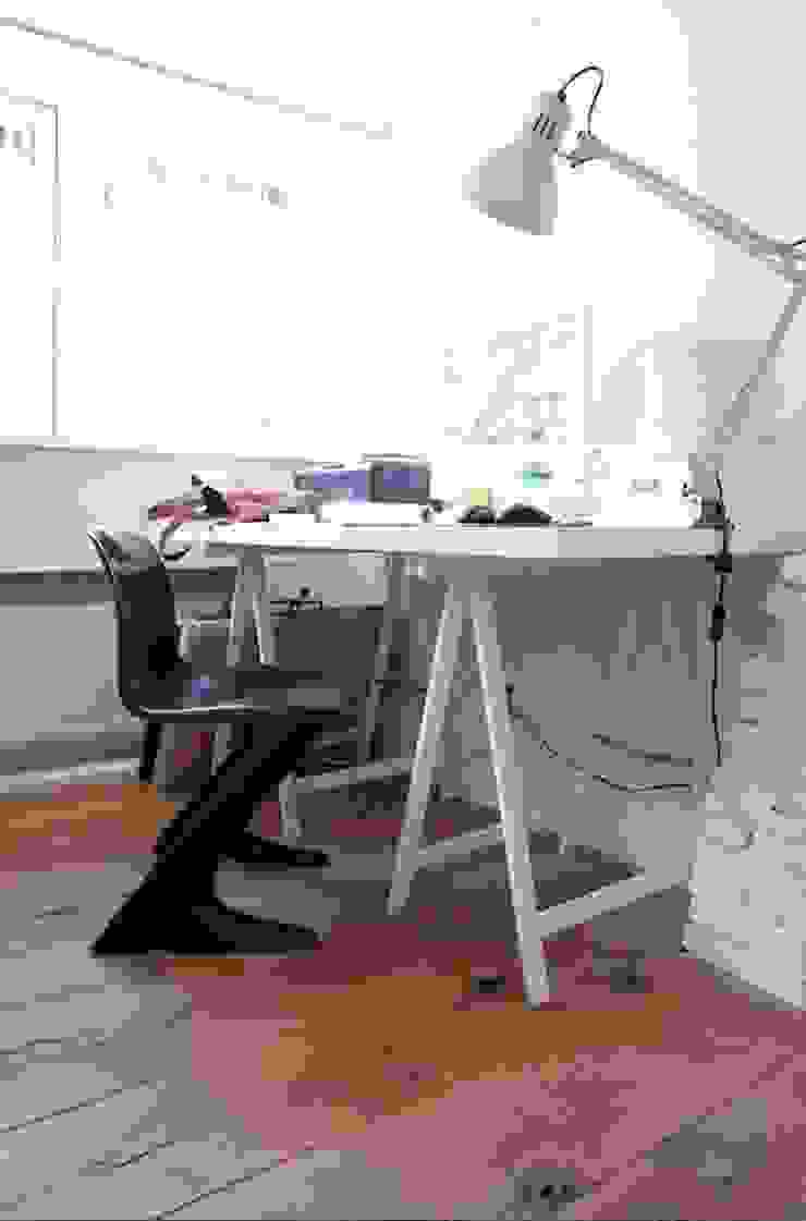 Kerkwoning 1884 , ontwerpplek, interieurarchitectuur ontwerpplek, interieurarchitectuur Modern Study Room and Home Office