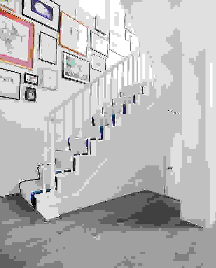 Main staircase William Gaze Ltd Classic style corridor, hallway and stairs