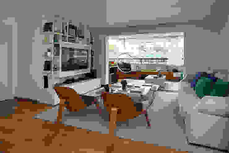 Casa 2 Arquitetos Modern living room