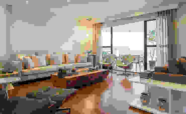 Helô Marques Associados Modern living room