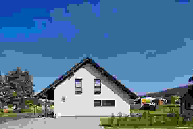 by FingerHaus GmbH - Bauunternehmen in Frankenberg (Eder) Modern