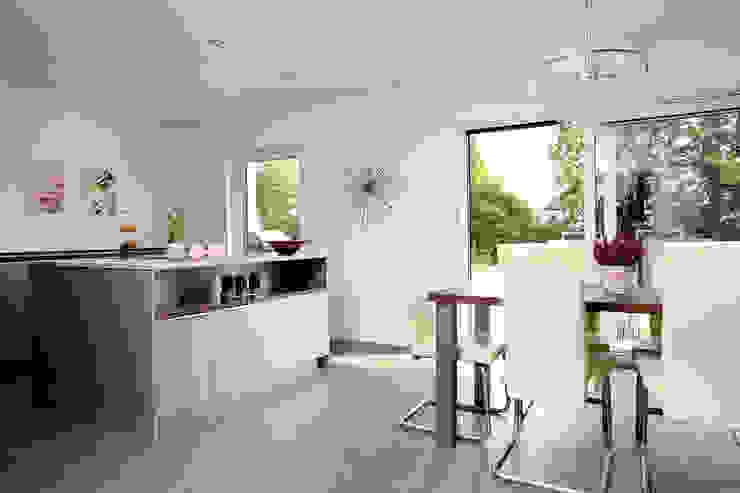 homify Modern Dining Room