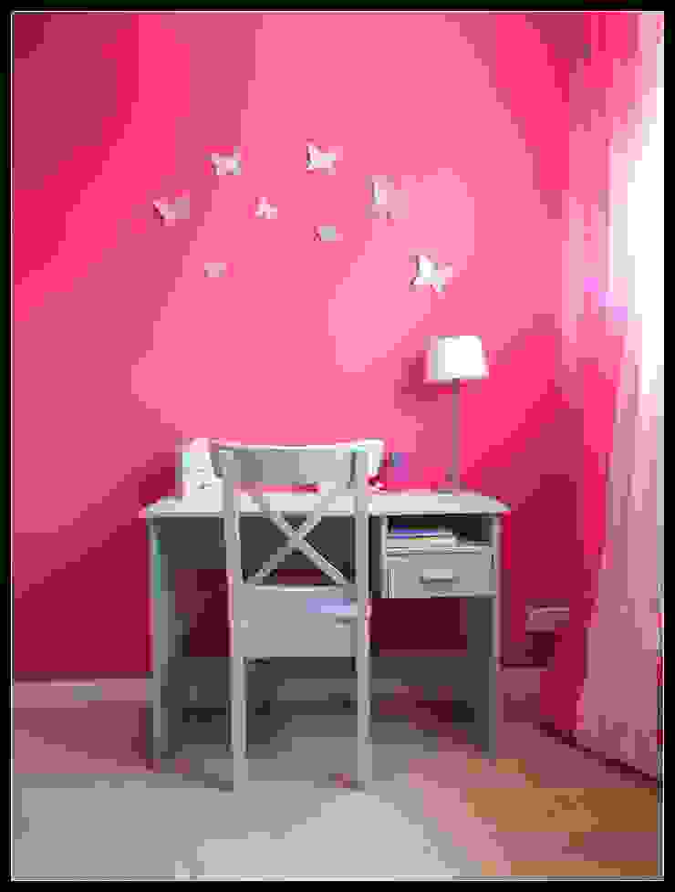 Chambre D Enfant Fushia Et Grise By Scenes D Interieur Homify
