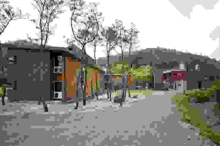 Exterior KAWA Design Group Casas modernas