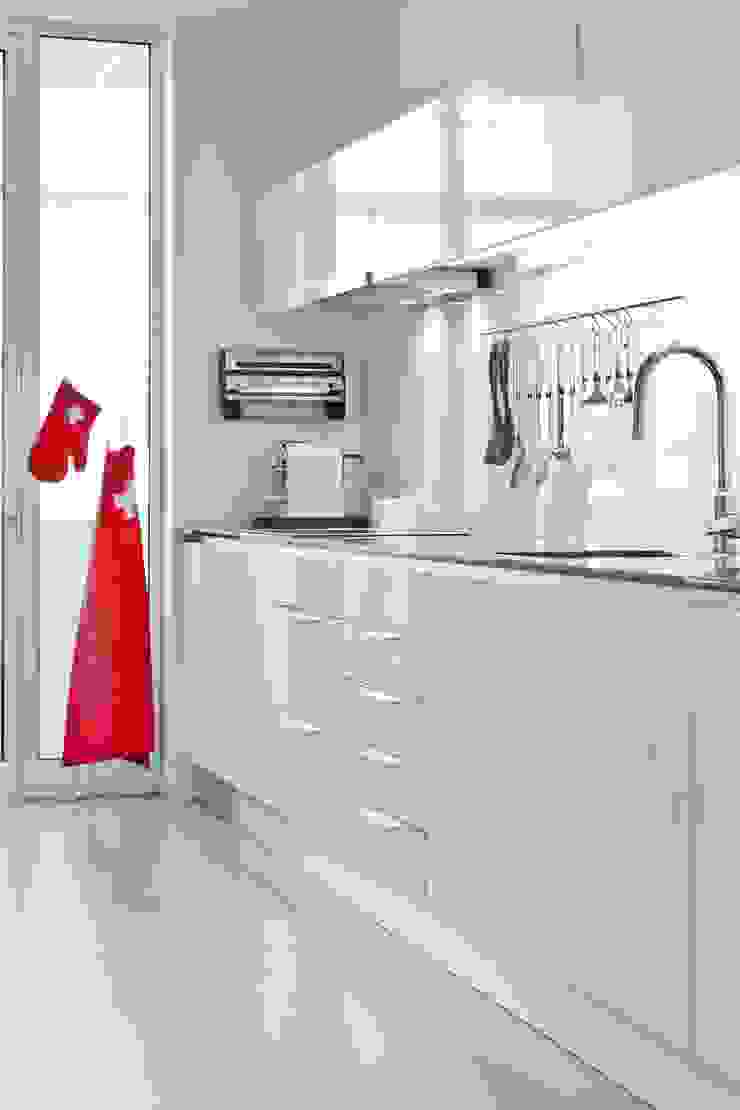 Germano de Castro Pinheiro, Lda Modern Kitchen