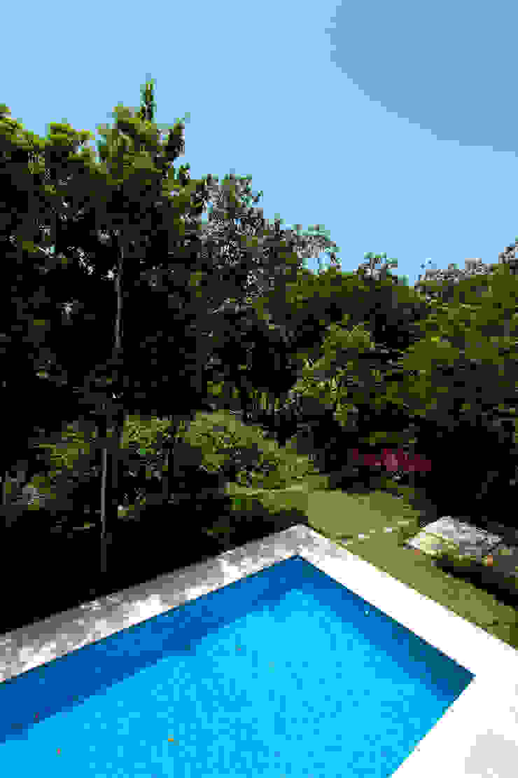 Enrique Cabrera Arquitecto Modern garden