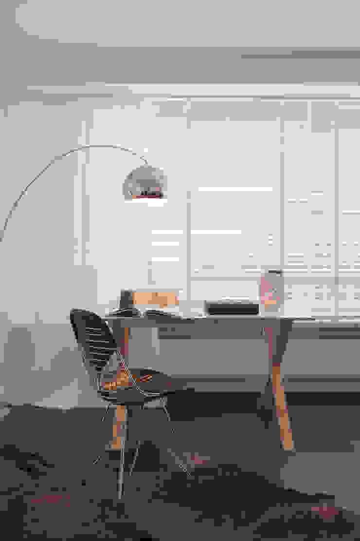 419, JUMA architects JUMA architects Modern Study Room and Home Office