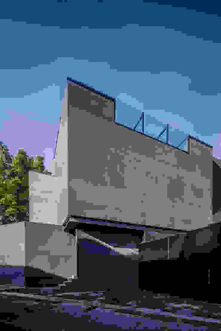 grupoarquitectura Minimalist house